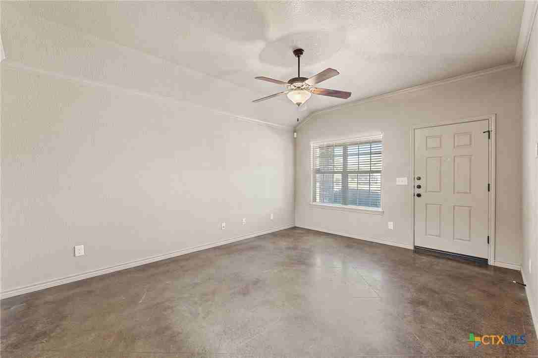 609 Karey Dr #A - Photo 6 of 30