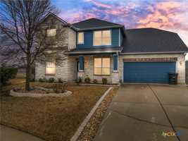 featured image of 5904 Chuckwagon Cir