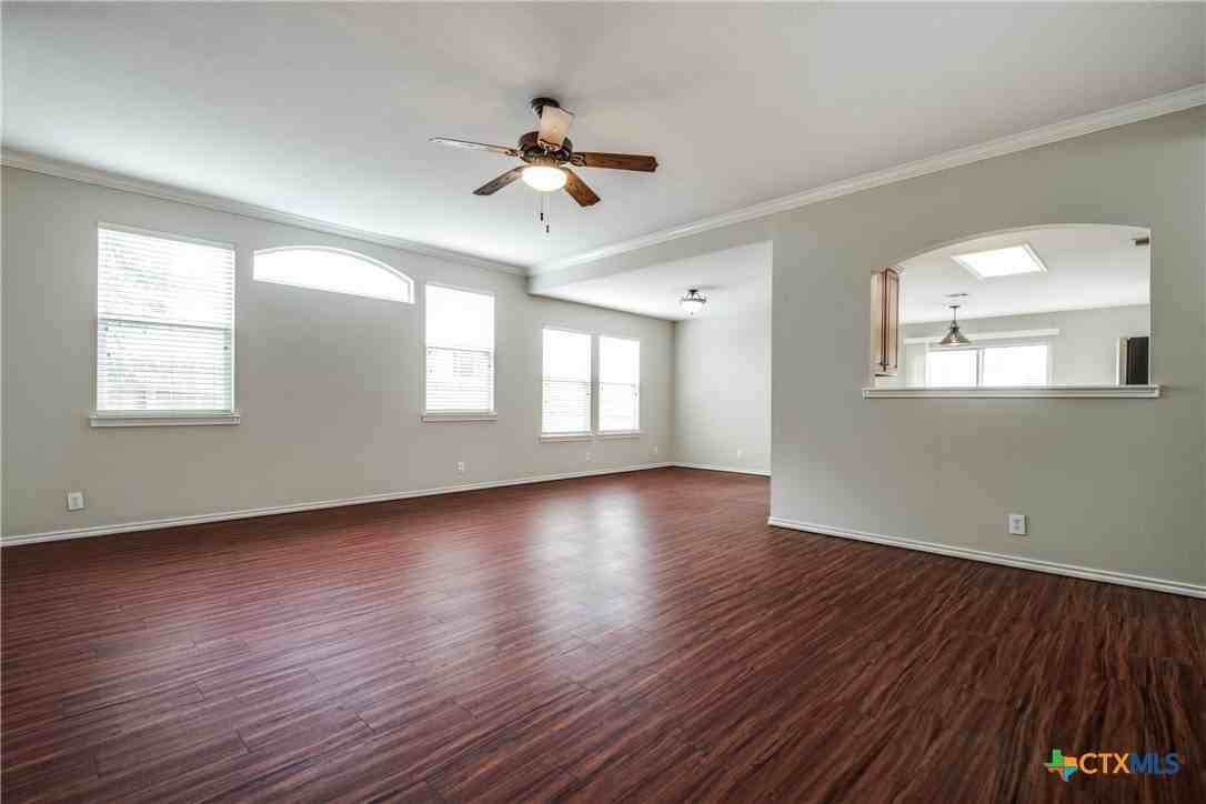 5914 Wexford Brk - Photo 7 of 25