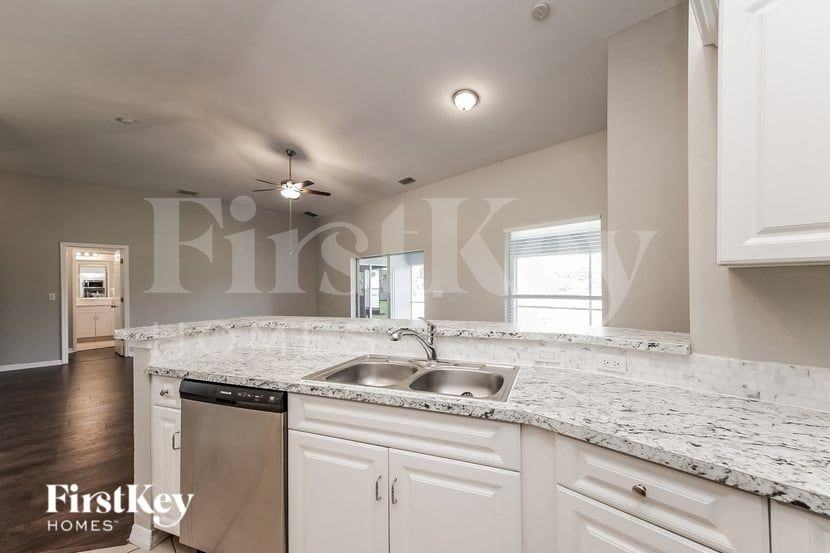 129 Wanatah Ave - Photo 6 of 15