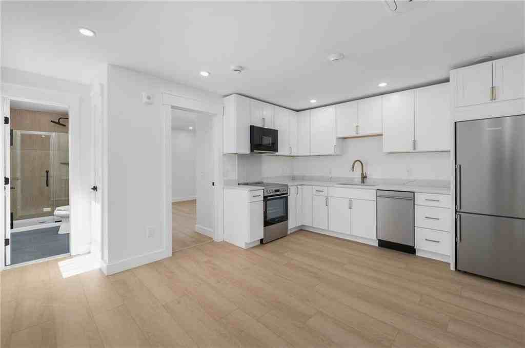 4 Melrose St #4 - Photo 6 of 19