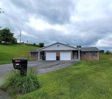 featured image of 330 Jones Ln