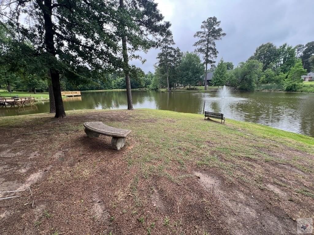 5906 Winchester Dr - Photo 3 of 15