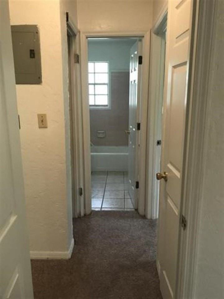 2240 Wednesday St Apt 4 - Photo 7 of 7