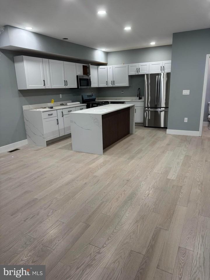 765 Princeton Pl Nw - Photo 2 of 2