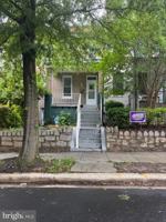 featured image of 735 Princeton Pl Nw