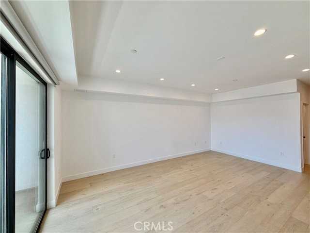 1123 S Shenandoah St #303 - Photo 7 of 8