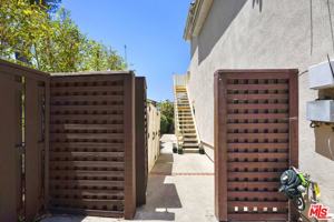 featured image of 29355 Heathercliff Rd