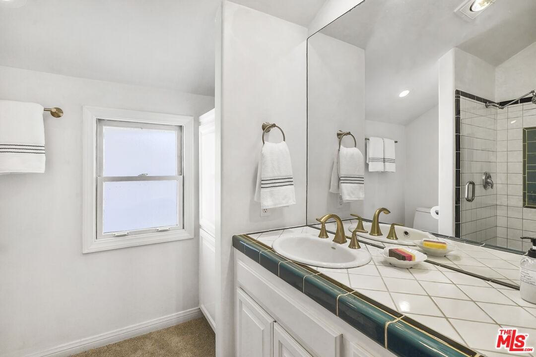 29355 Heathercliff Rd - Photo 5 of 8