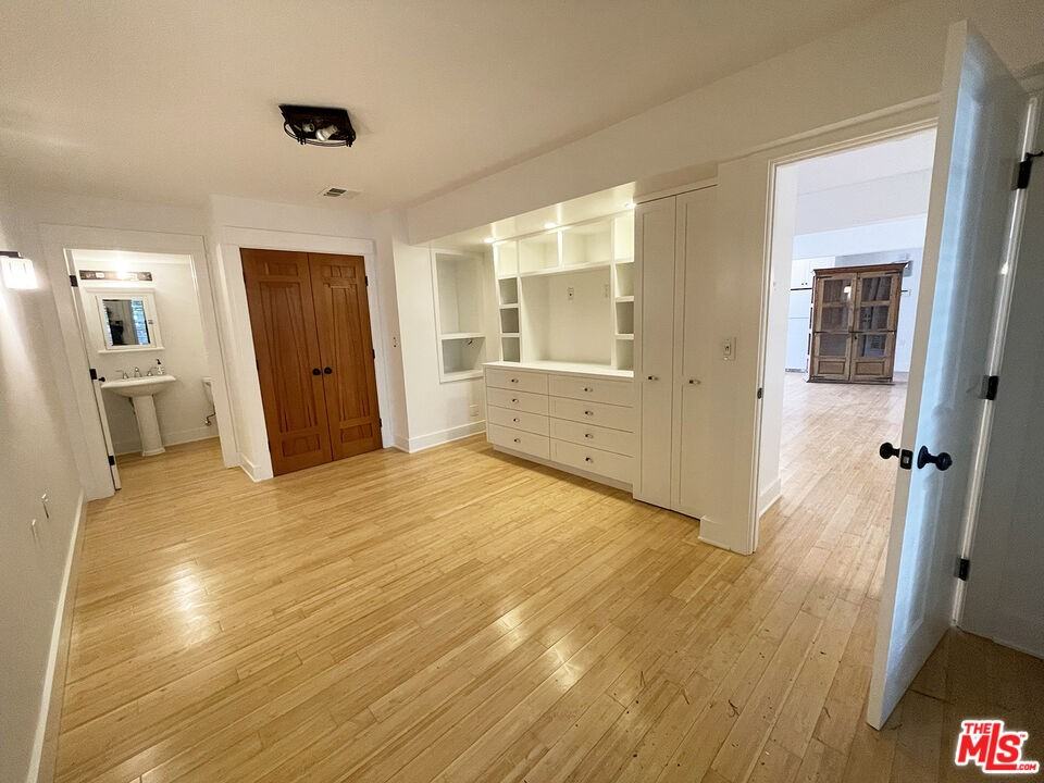 3008 3rd St #C - Photo 5 of 8