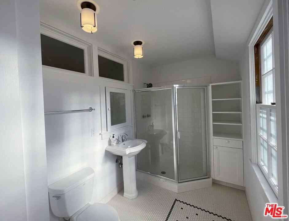 3008 3rd St #C - Photo 7 of 8