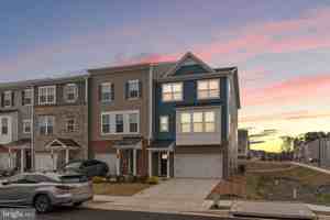 featured image of 1605 Aster Ln