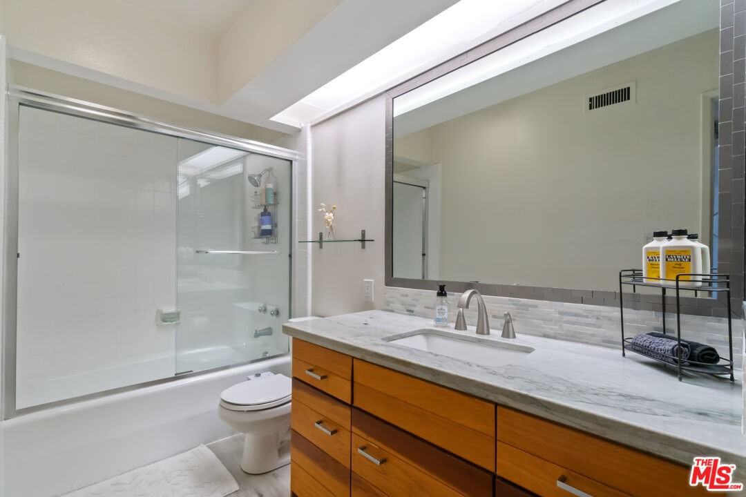 6209 Pacific Ave #103 - Photo 3 of 8