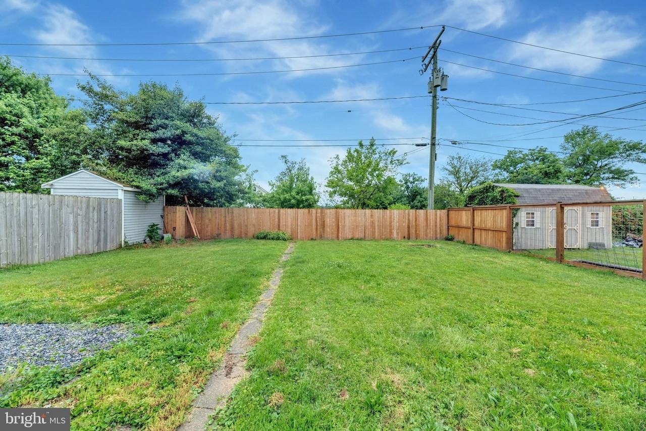 3704 Coolidge Ave - Photo 3 of 23