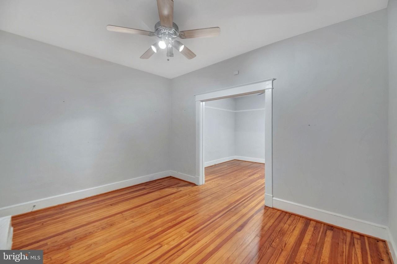 3704 Coolidge Ave - Photo 7 of 23