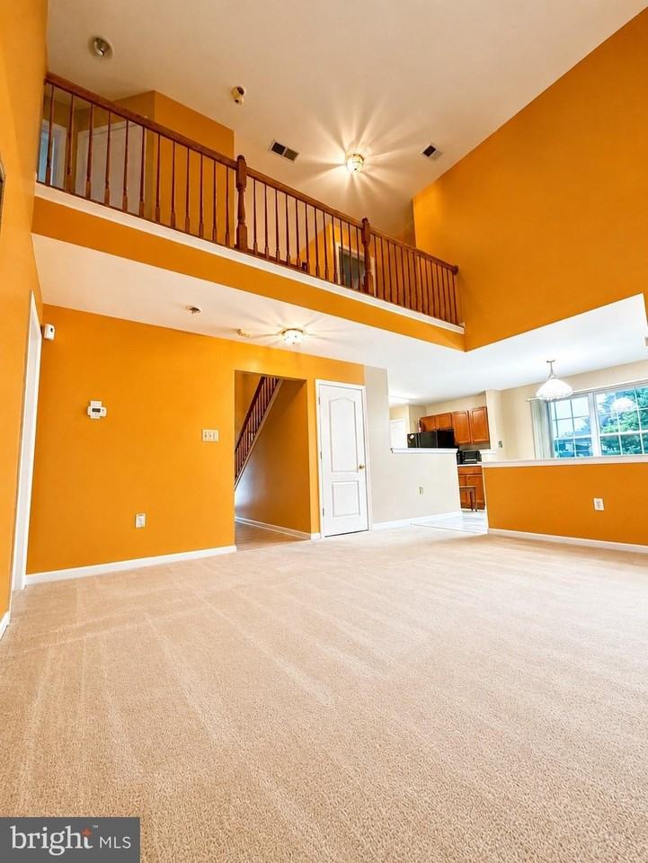 8301 Kingsbench Ct - Photo 3 of 15