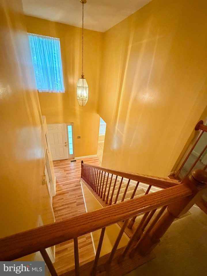 8301 Kingsbench Ct - Photo 4 of 15