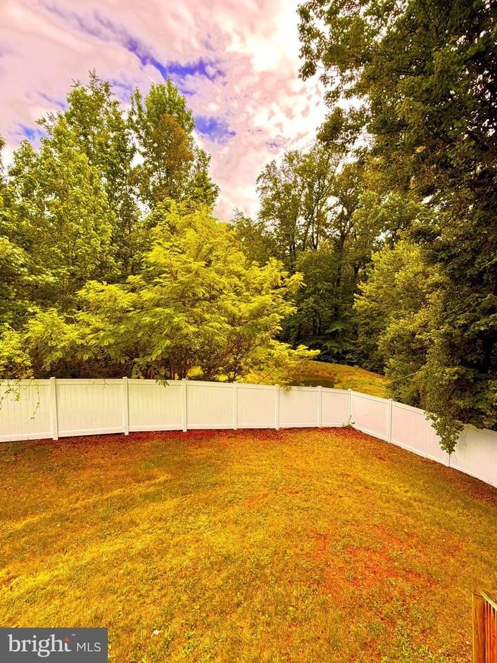 8301 Kingsbench Ct - Photo 7 of 15