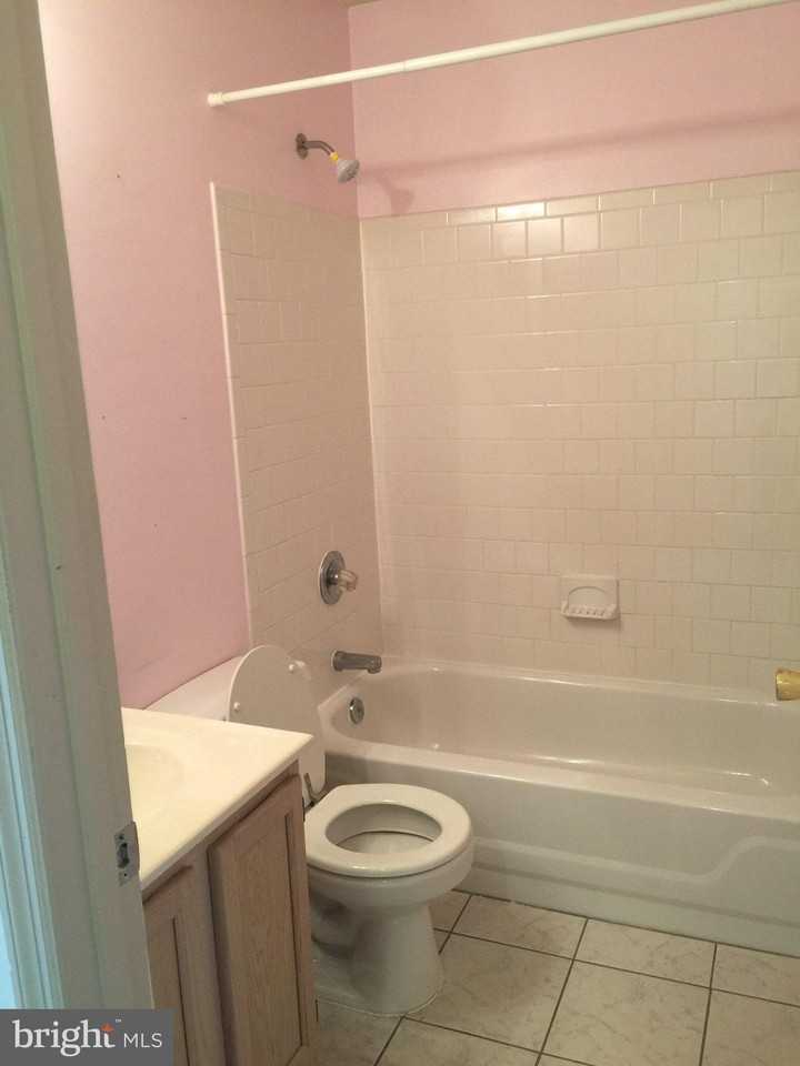 9324 Daly Ct - Photo 7 of 11