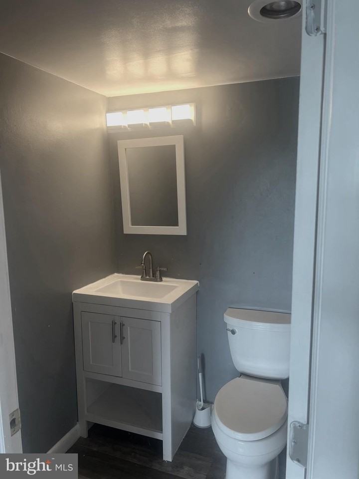 8830 Piney Branch Rd #903 - Photo 7 of 24