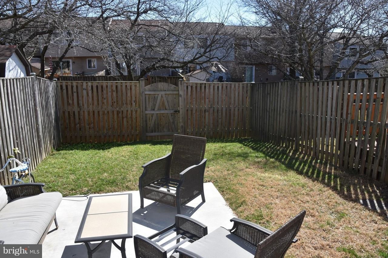 7708 Fawn Ct - Photo 3 of 23