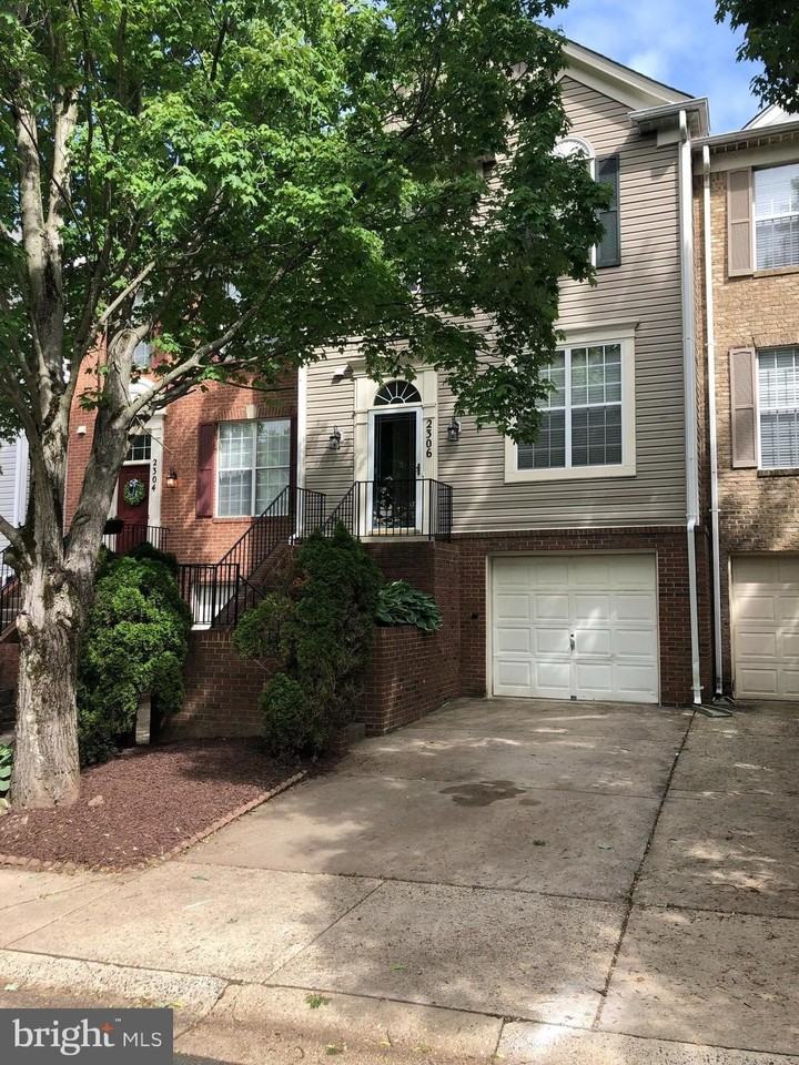 2306 Cold Meadow Way - Photo 2 of 22