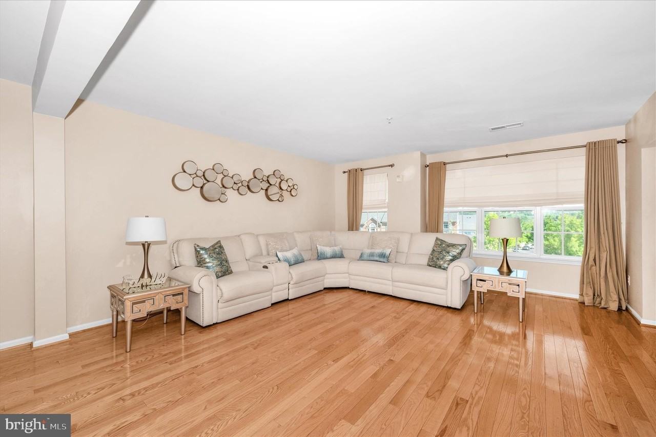 11926 Little Seneca Pkwy #2472 - Photo 5 of 50