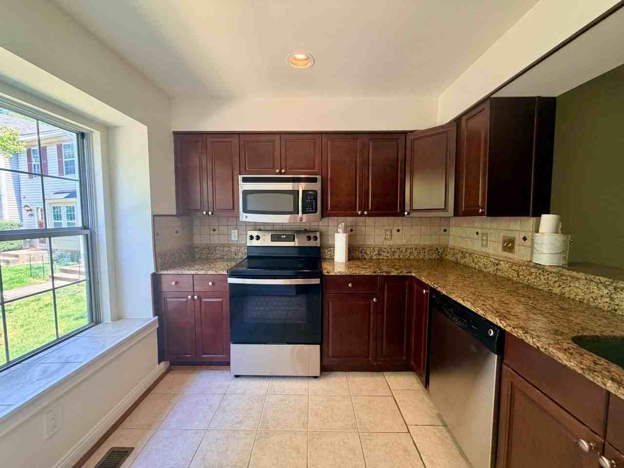 12310 Quince Valley Dr - Photo 3 of 19