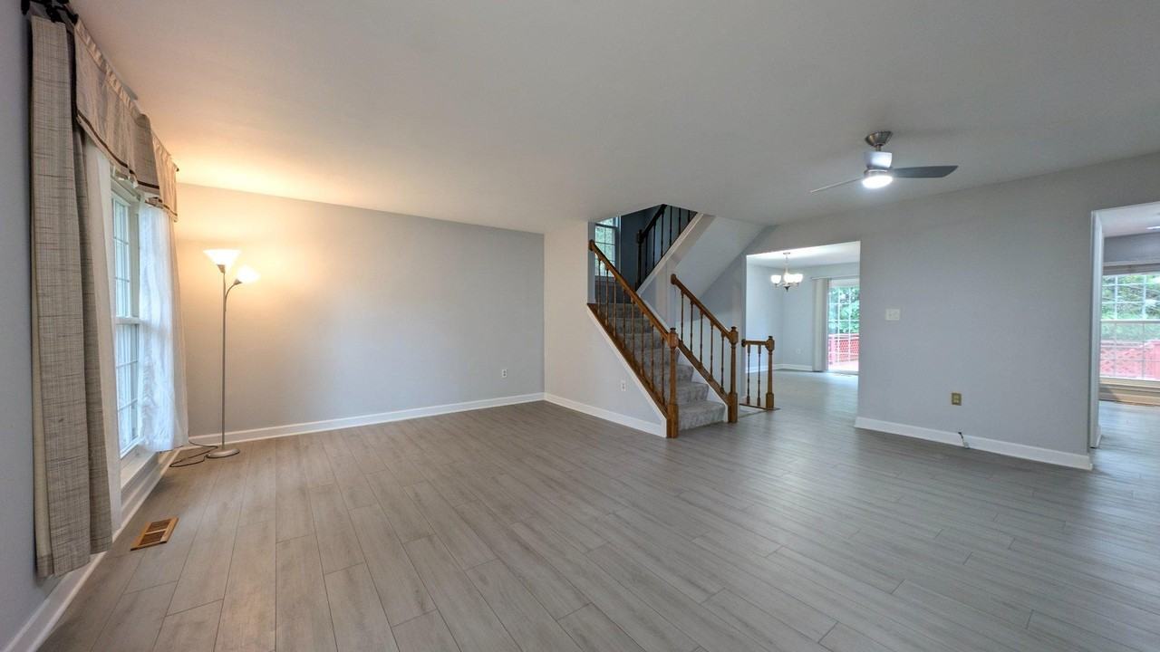 19340 Churubusco Ln - Photo 2 of 29