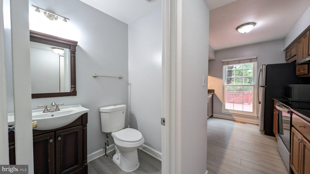 19340 Churubusco Ln - Photo 7 of 29