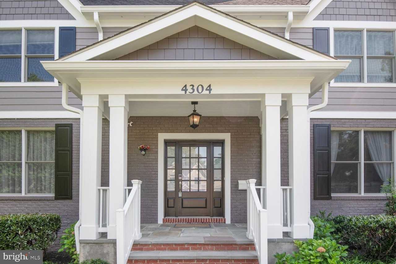 4304 Dresden St - Photo 4 of 50