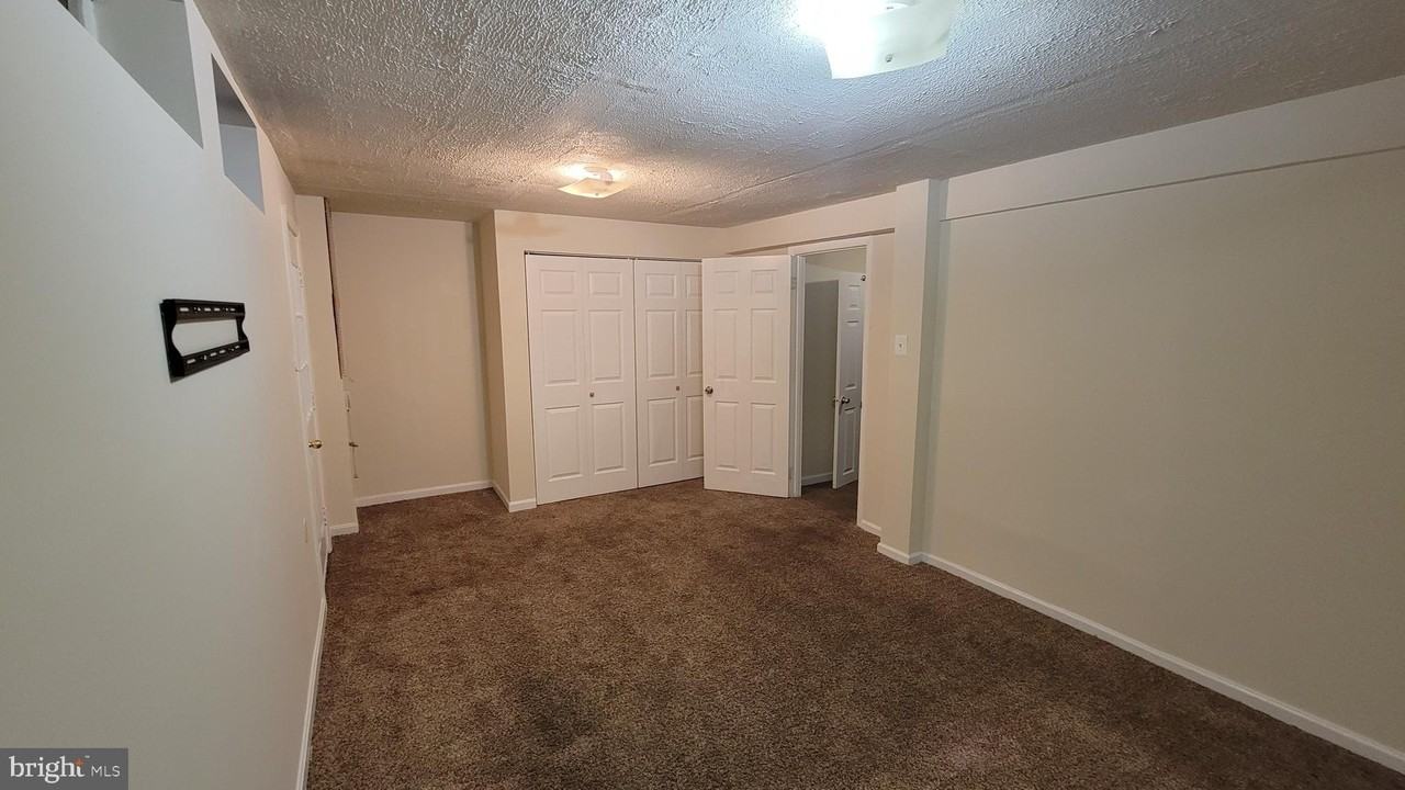 7626 Green Willow Ct - Photo 3 of 31