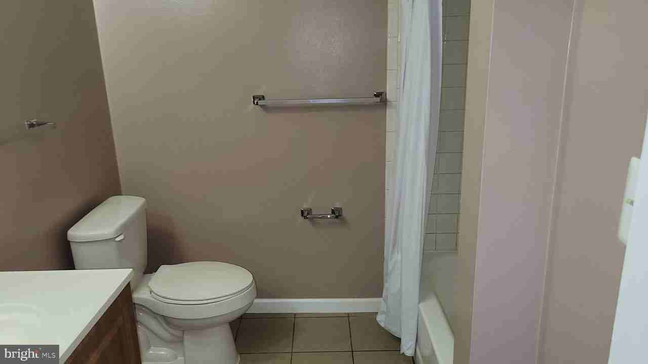7626 Green Willow Ct - Photo 5 of 31