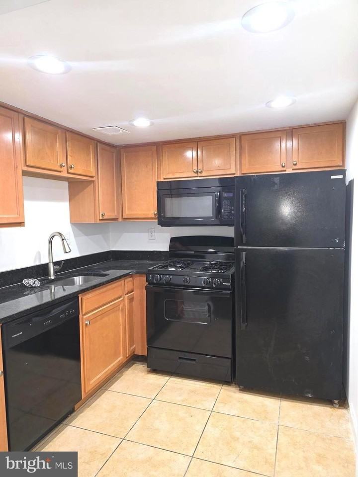4507 Romlon St #1 - Photo 5 of 13