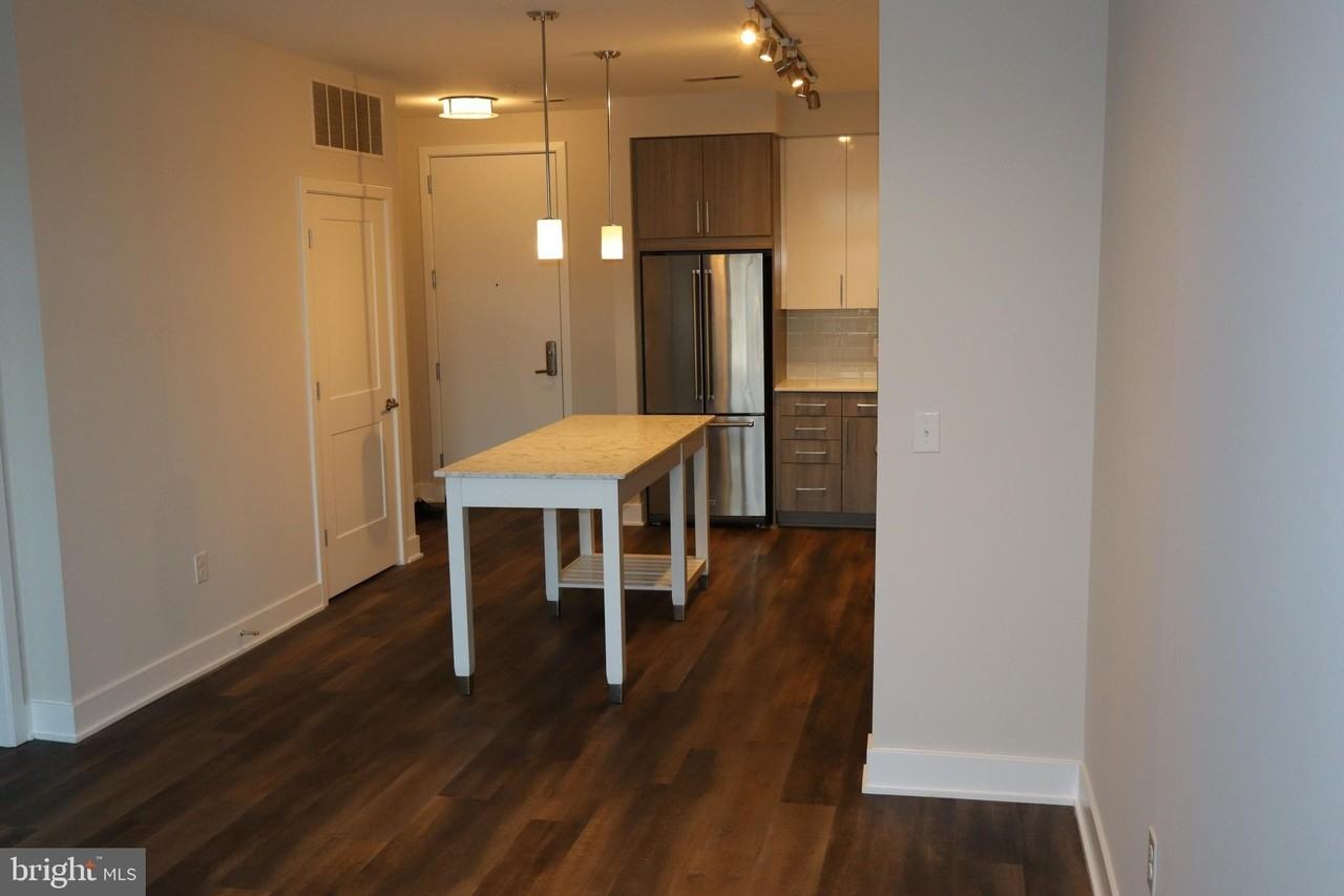 145 Riverhaven Dr #445 - Photo 7 of 31