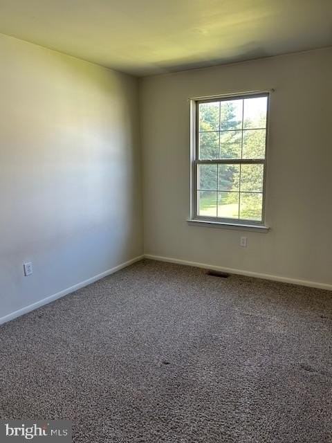 170 Frederic Ct - Photo 6 of 12