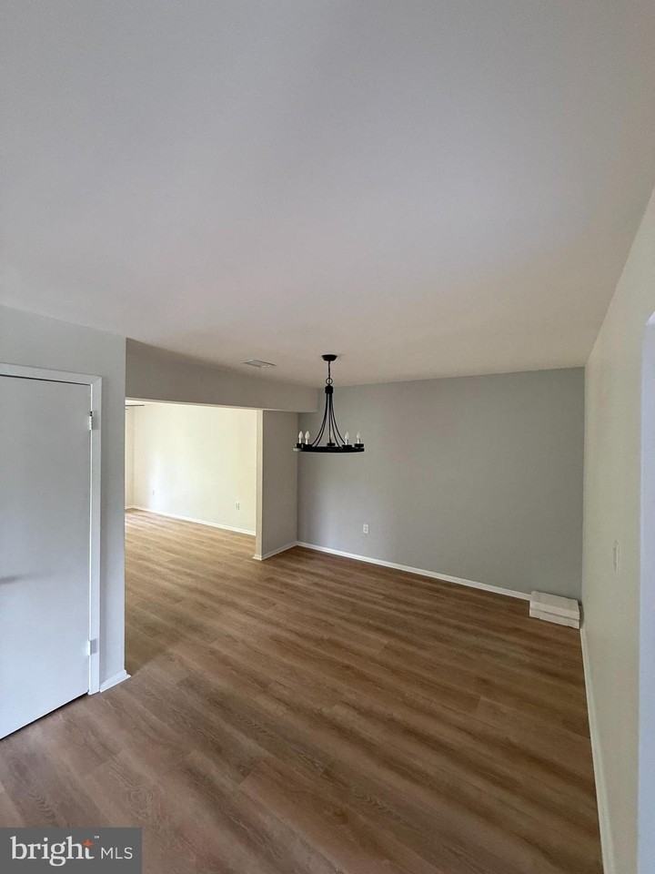 1316 Silver Ct - Photo 3 of 22