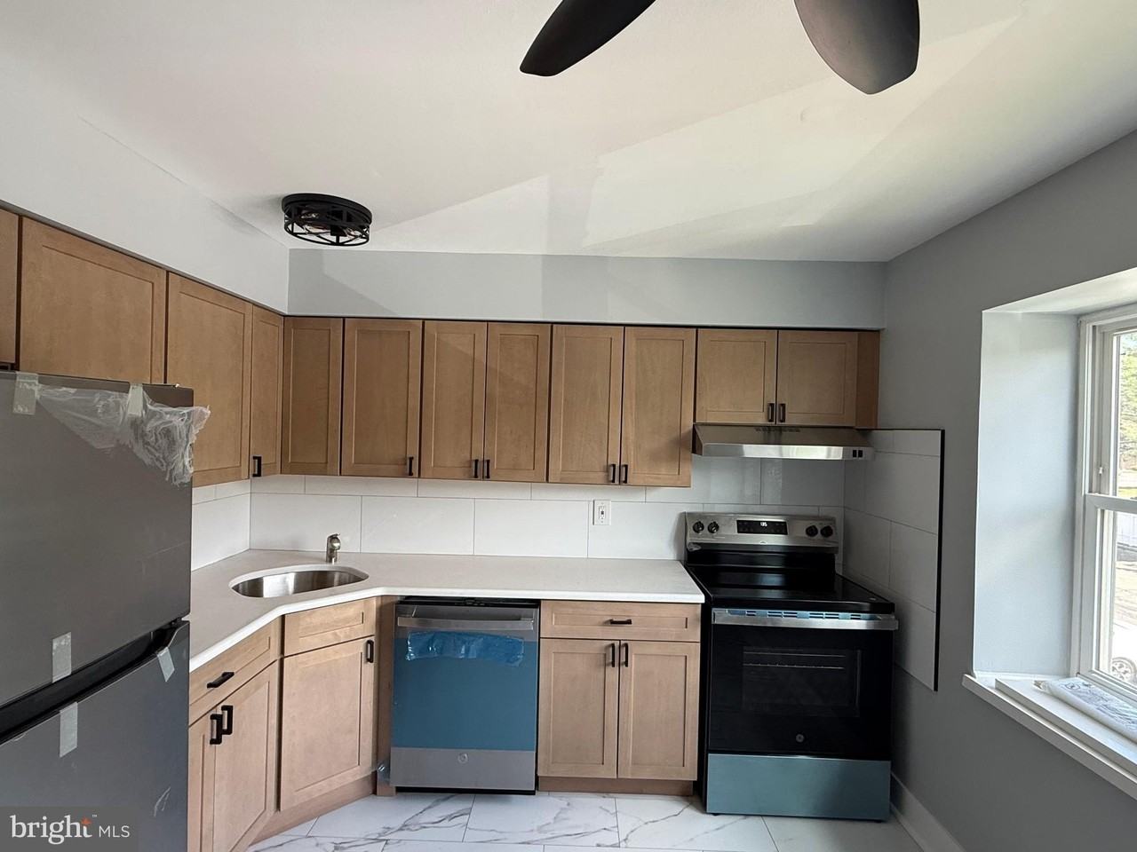 1316 Silver Ct - Photo 5 of 22