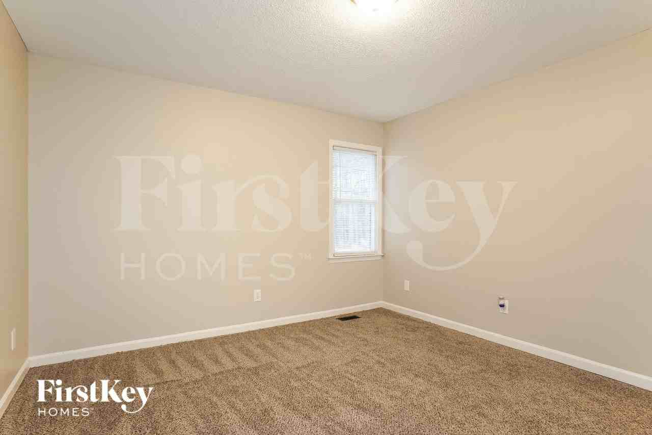 1916 Ranch Mill Cir - Photo 7 of 15