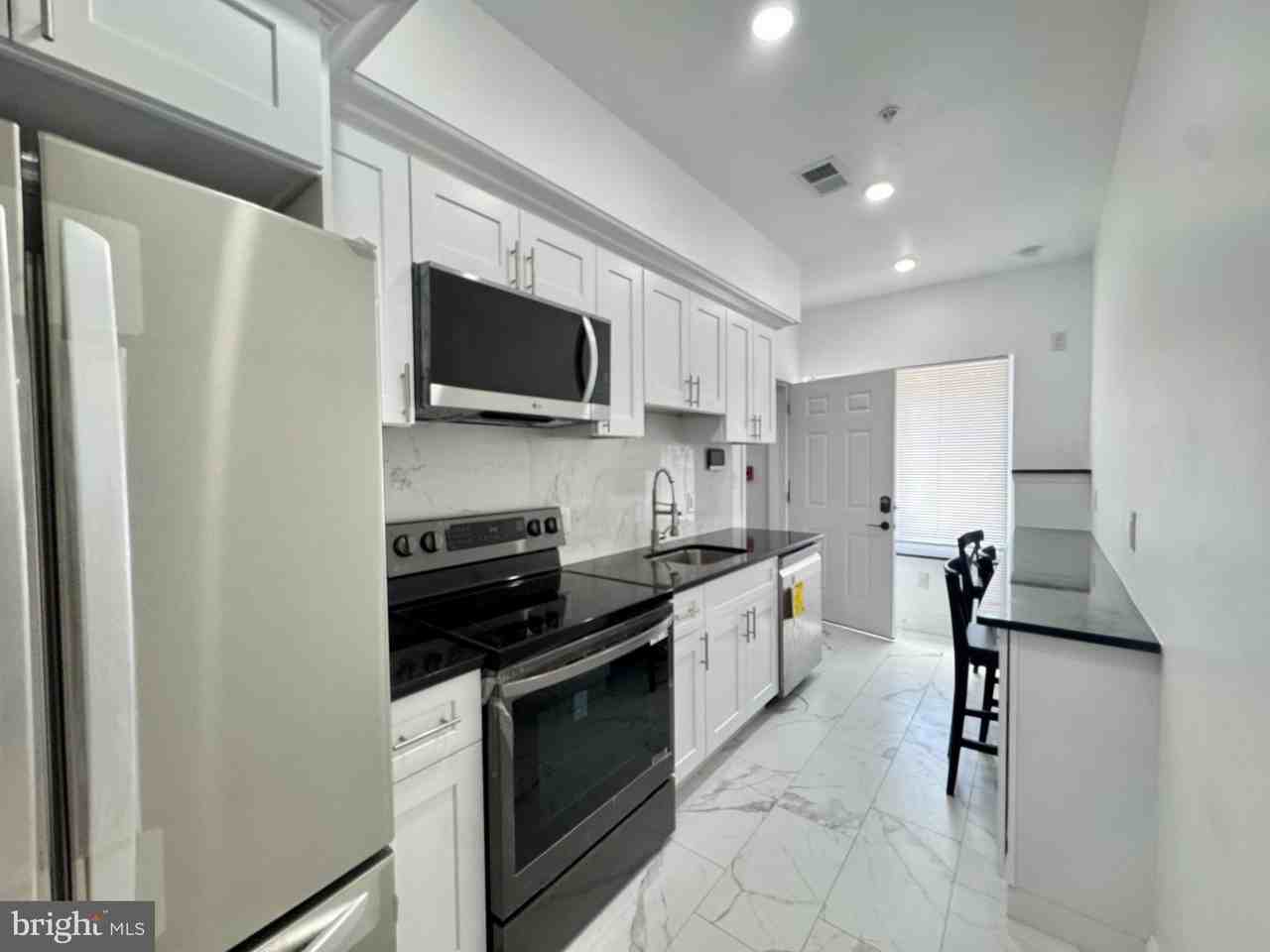 3825 Lancaster Ave #2 - Photo 2 of 9