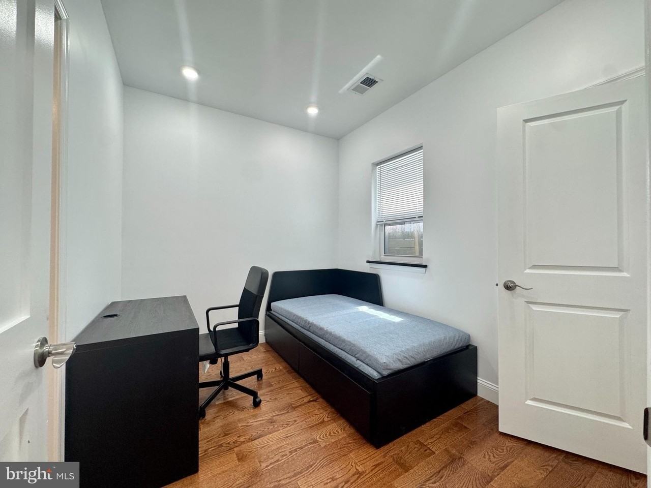 3825 Lancaster Ave #1 - Photo 6 of 11
