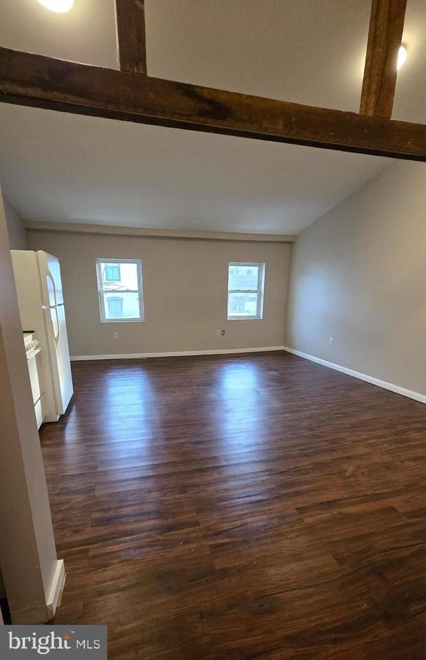 4303 Main St #3 - Photo 2 of 11
