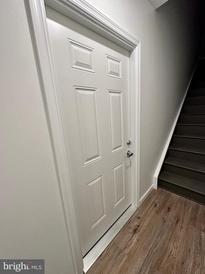 4224 Brown St #2ndFL - Photo 2 of 19
