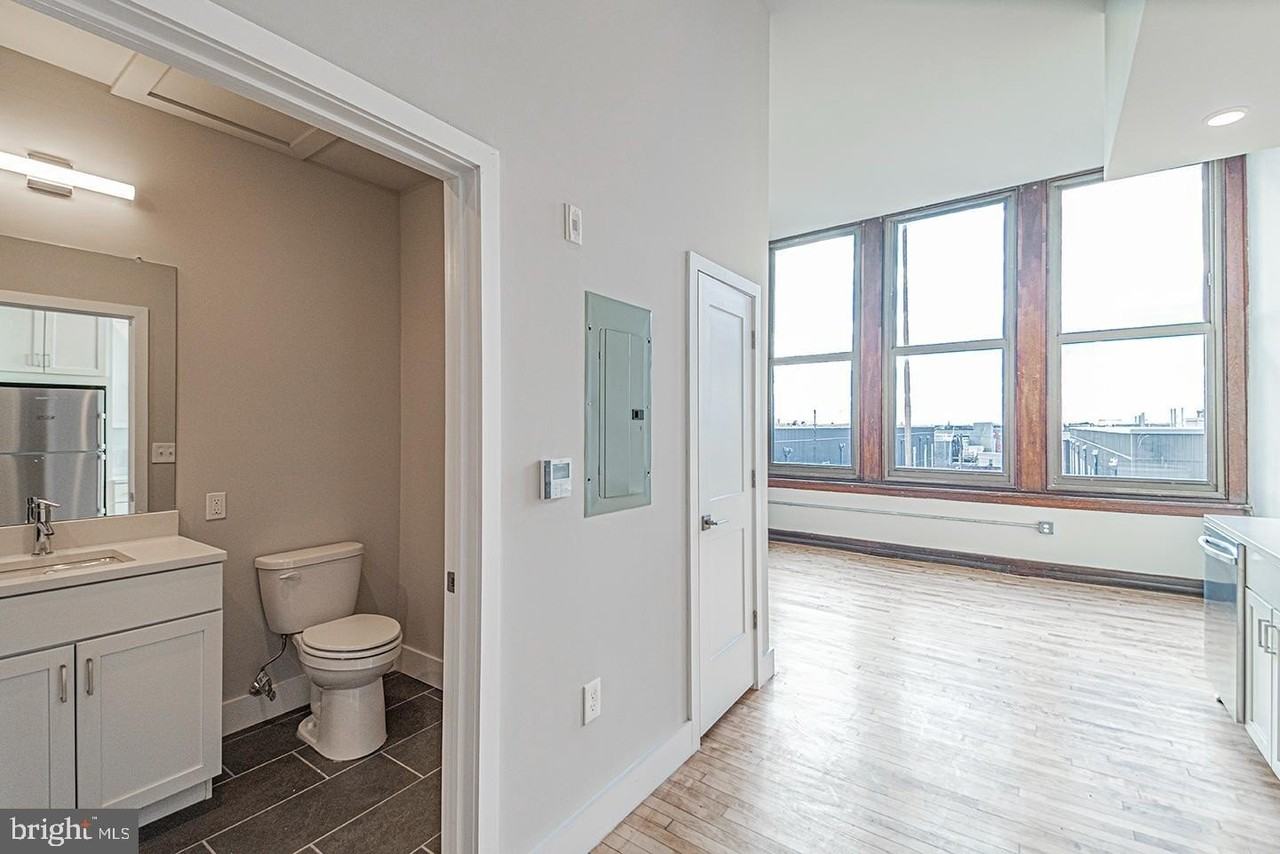 1300 S 19th St #302 - Photo 4 of 16