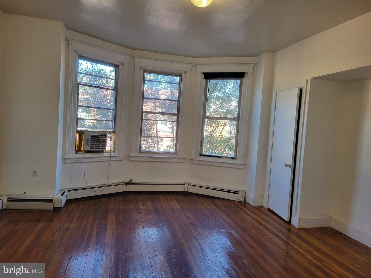 616 Tasker St #2 - Photo 6 of 22