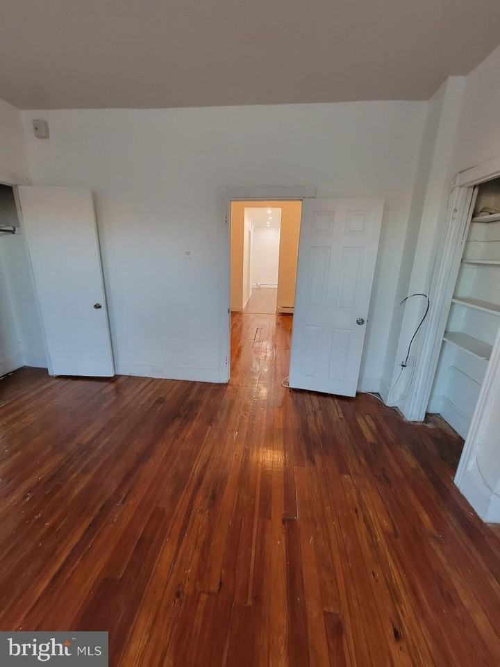 616 Tasker St #2 - Photo 7 of 22