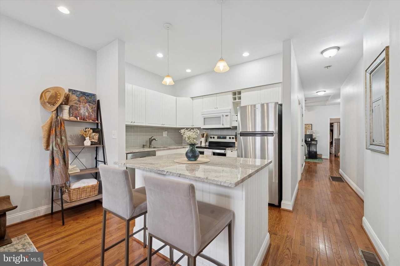 1759 Frankford Ave #4 - Photo 6 of 20