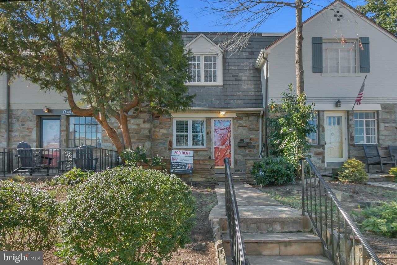 1330 Michigan Ave - Photo 2 of 36