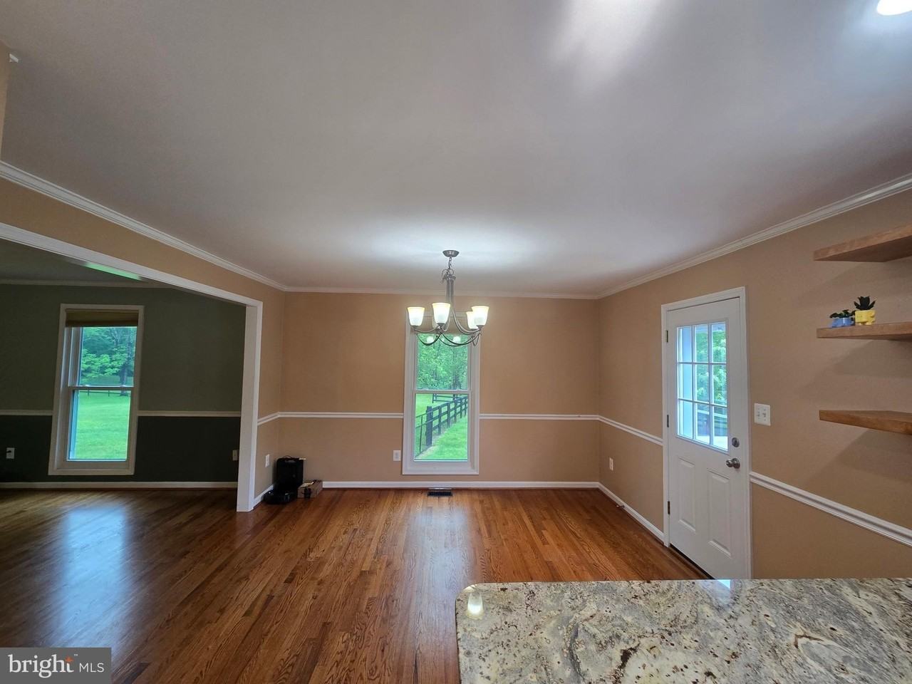 5712 John Barton Payne Rd - Photo 7 of 50