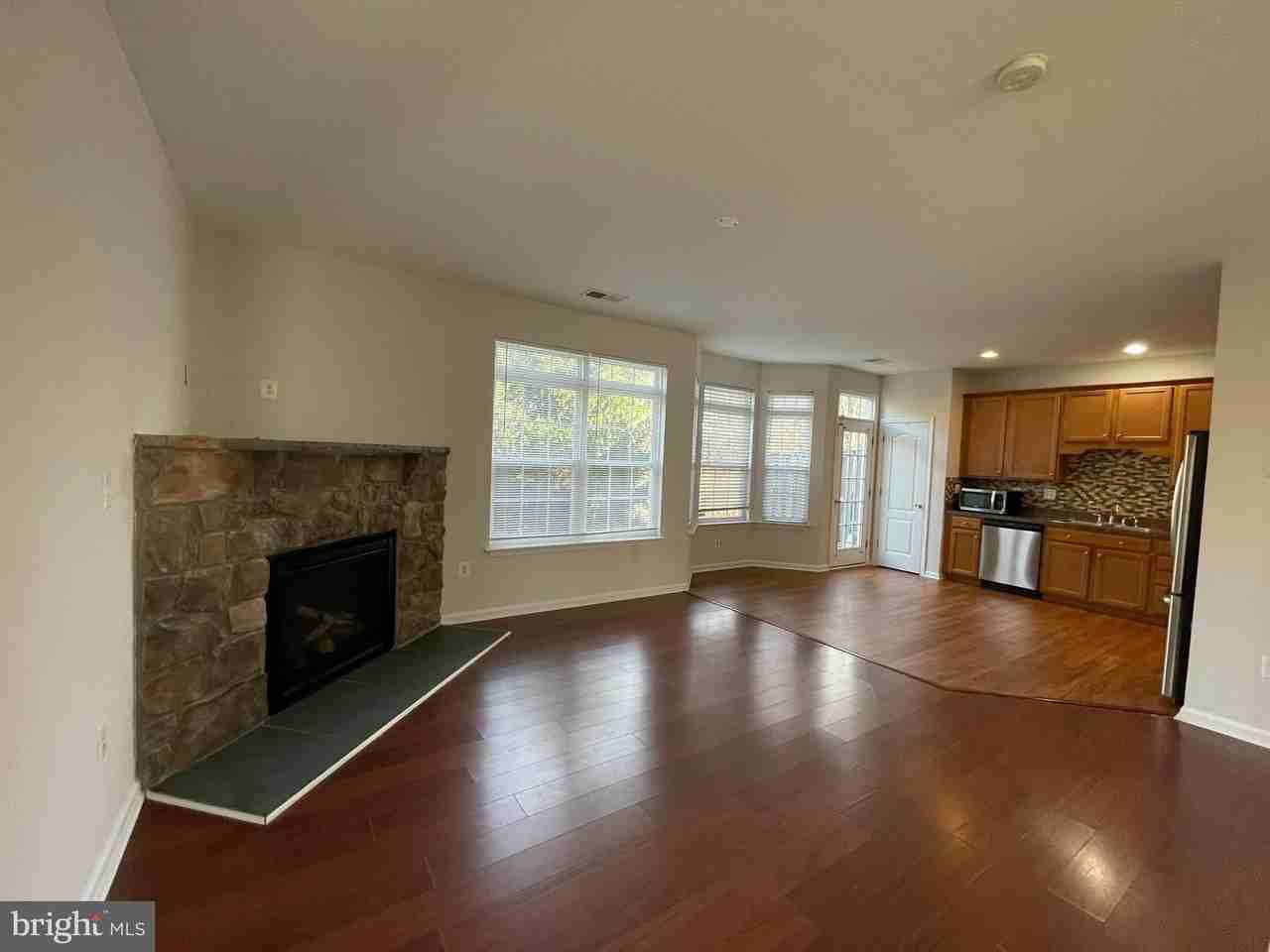314 Kintyre Ln - Photo 6 of 32